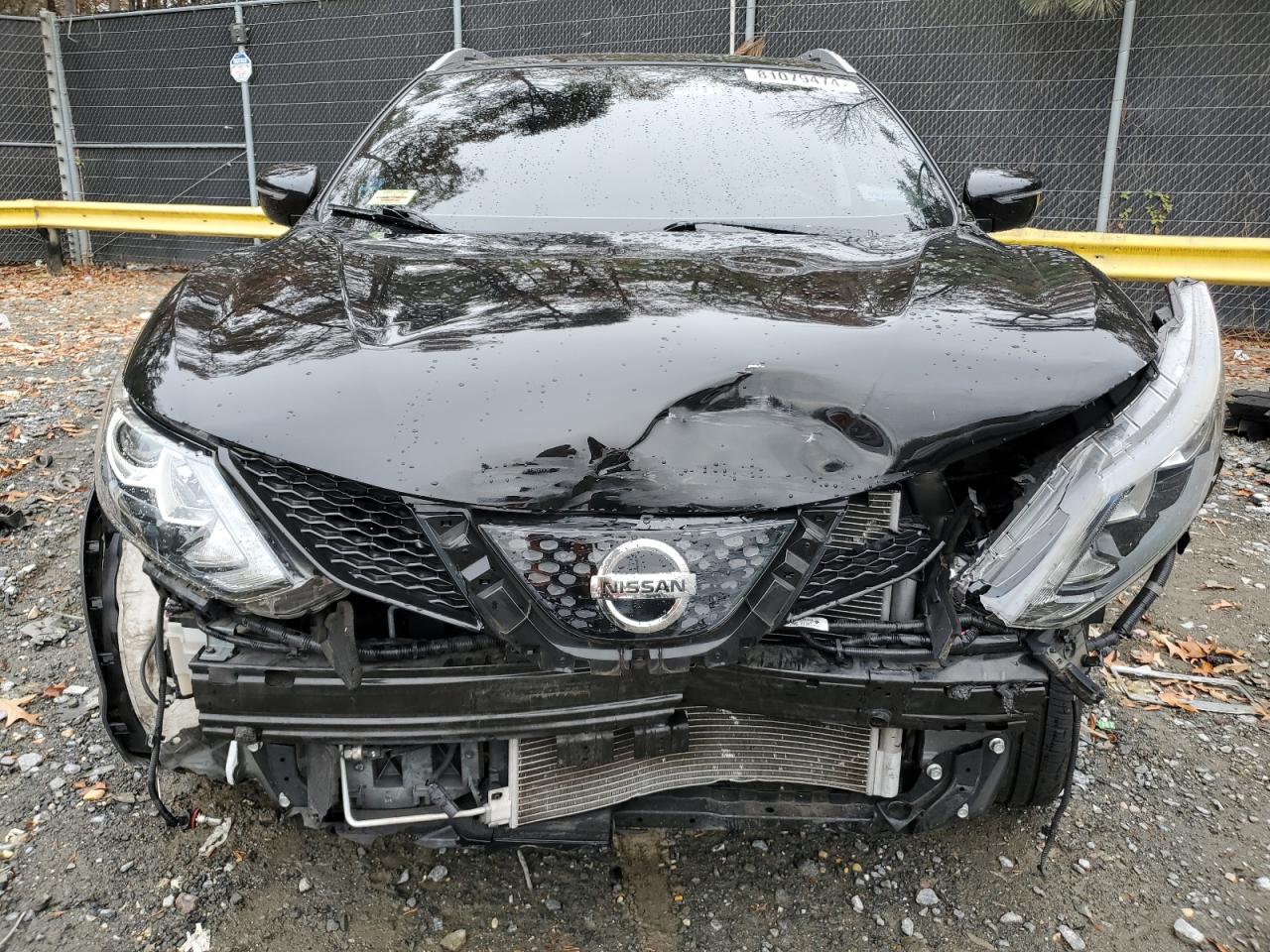 2018 Nissan Rogue - Image 5