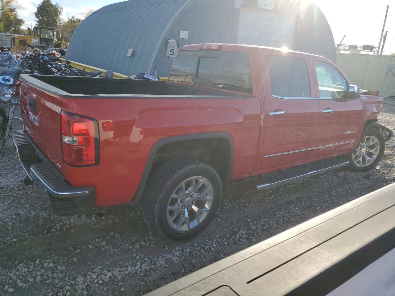2015 GMC Sierra - Image 3
