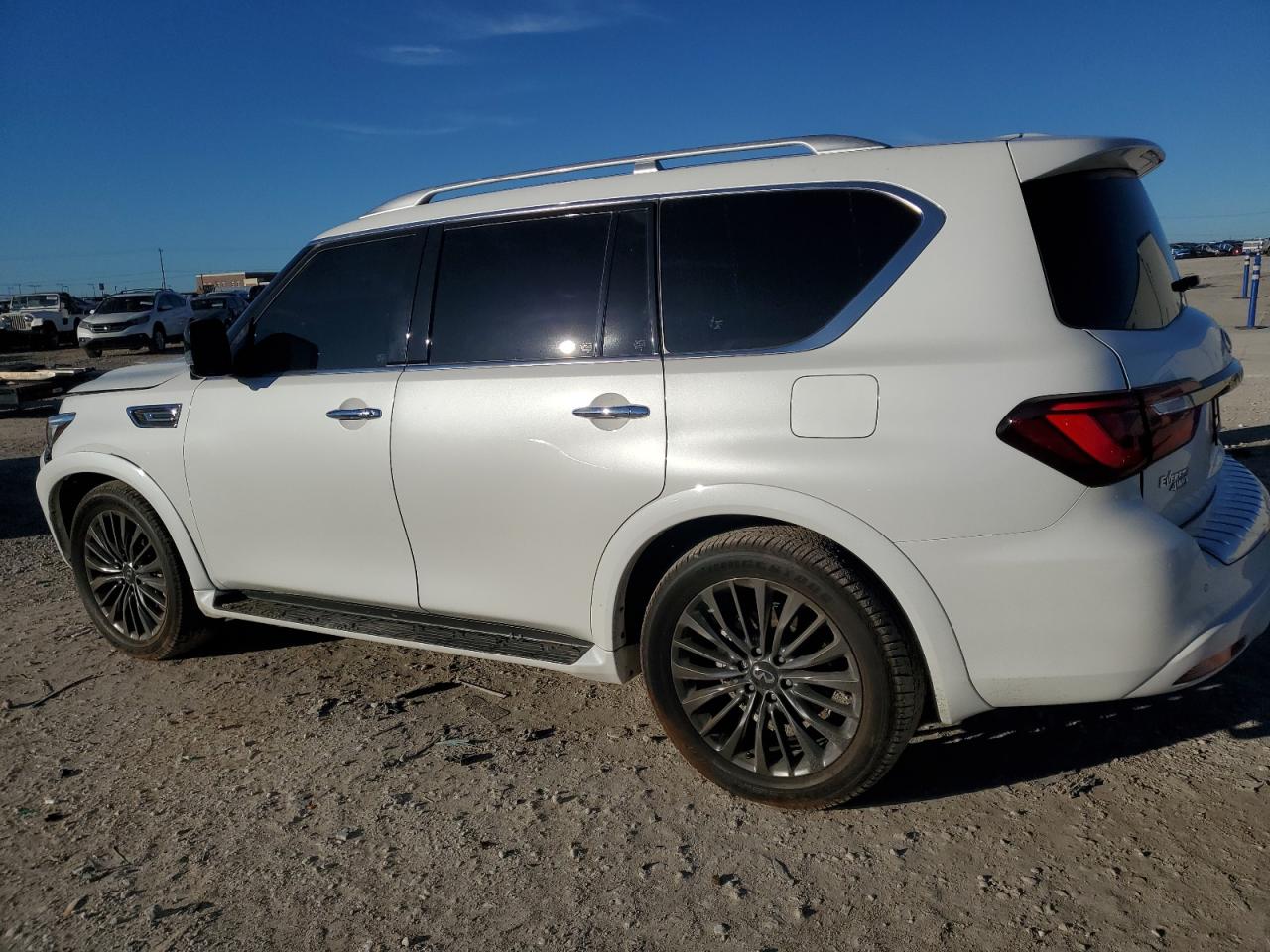 VIN JN8AZ2AE5P9305584 2023 INFINITI QX80 no.2