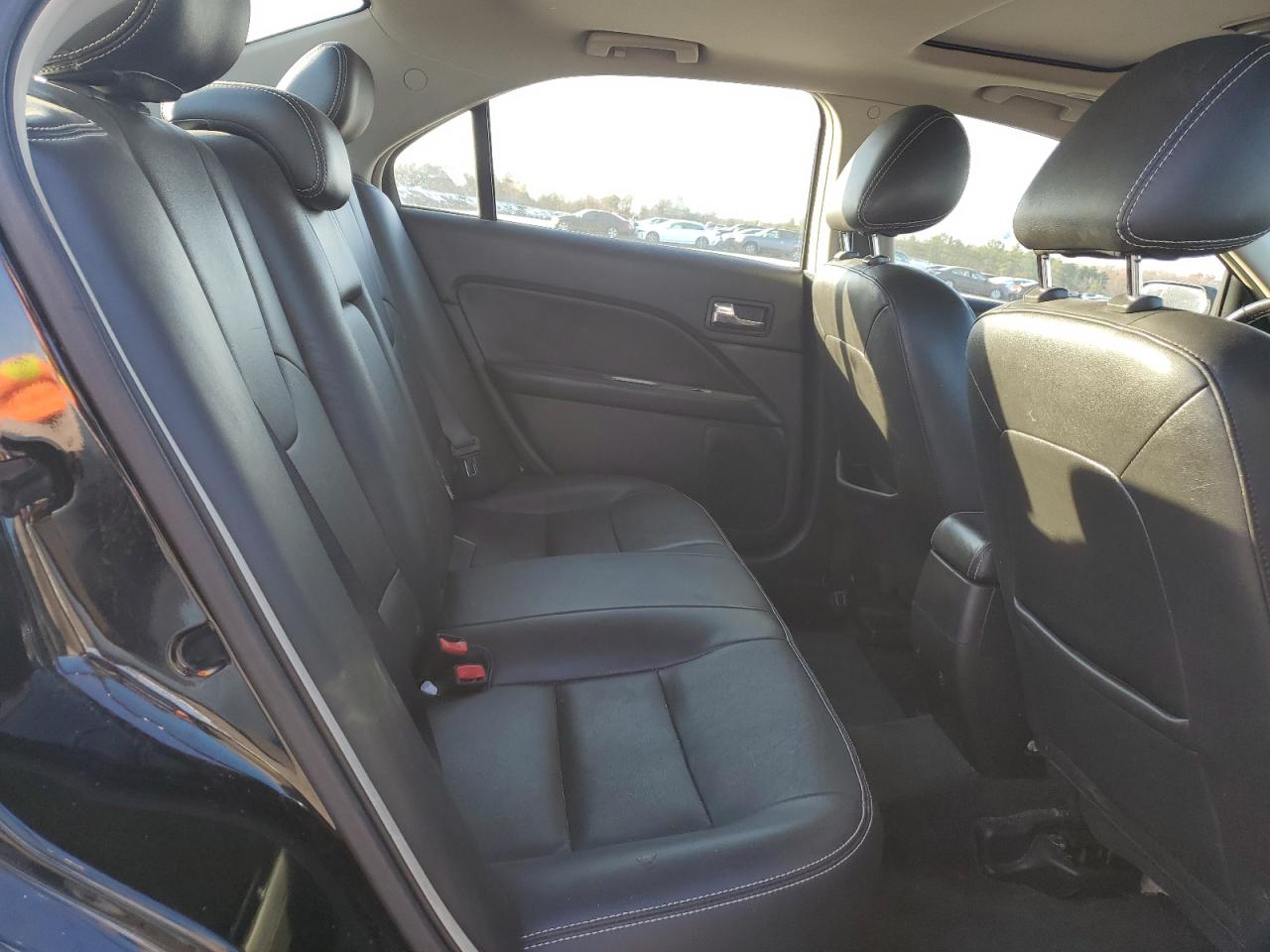 2012 Ford Fusion - Image 10