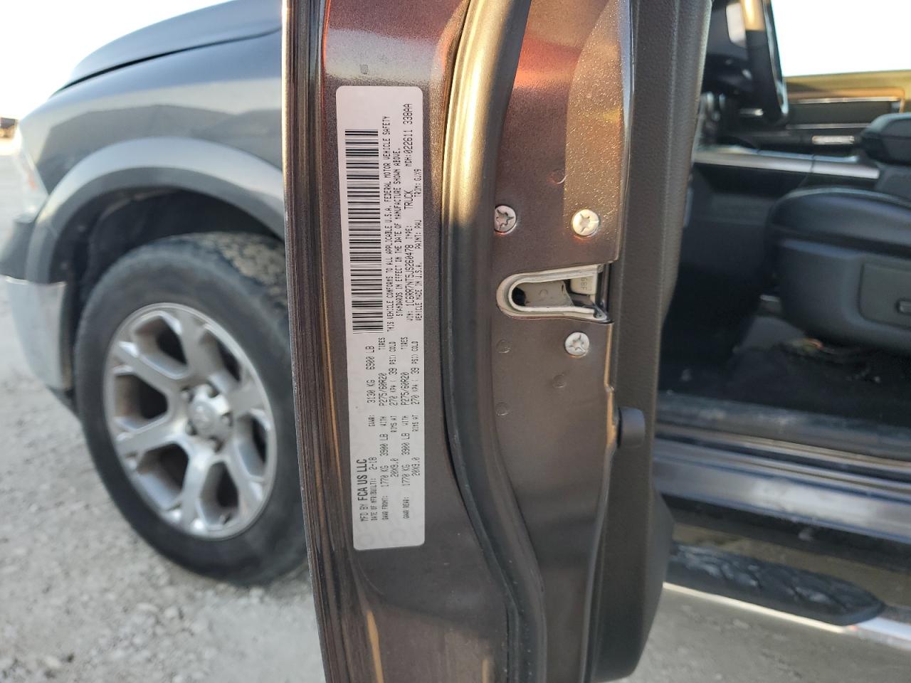 2018 RAM 1500 - Image 12