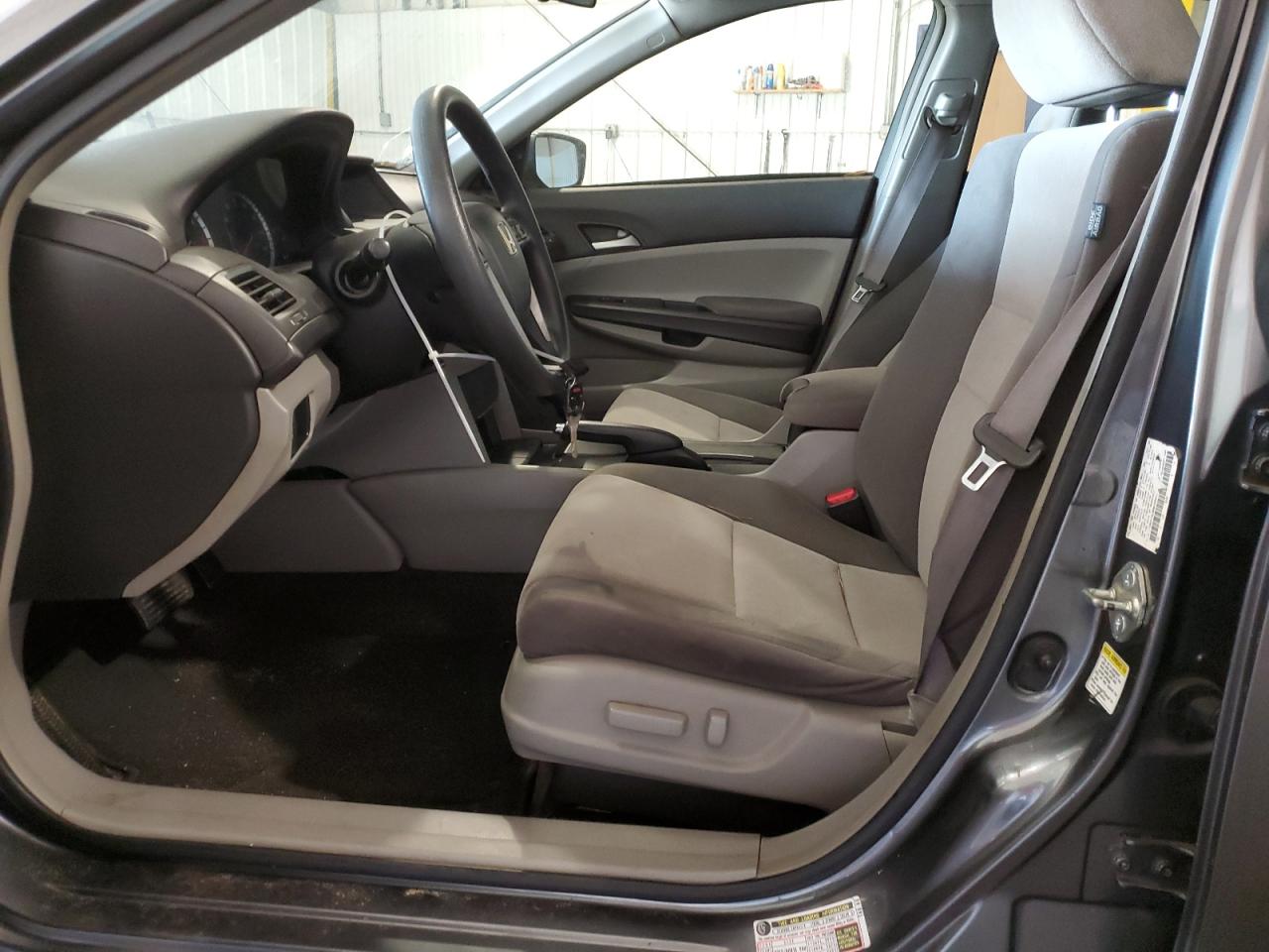 2009 Honda Accord - Image 7