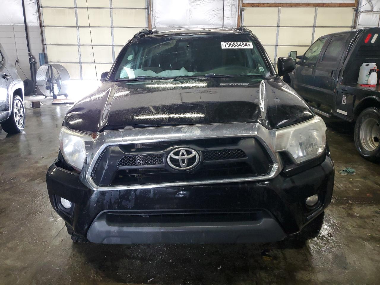 2015 Toyota Tacoma - Image 5