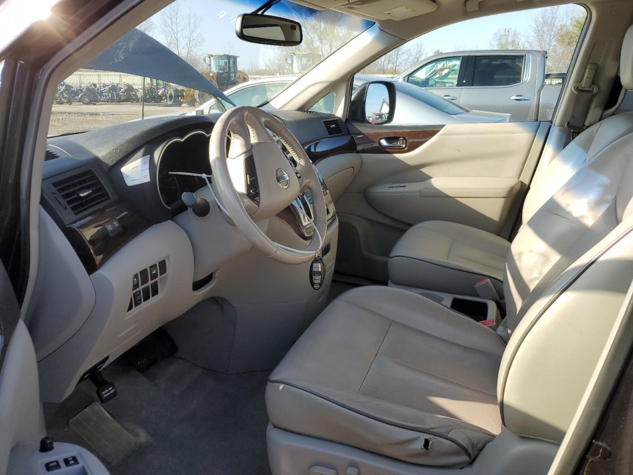 2011 Nissan Quest - Image 7