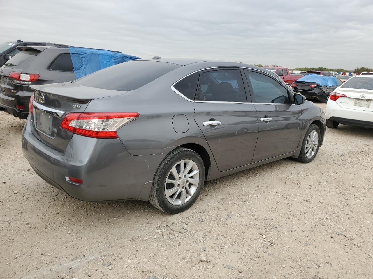 2015 Nissan Sentra - Image 3
