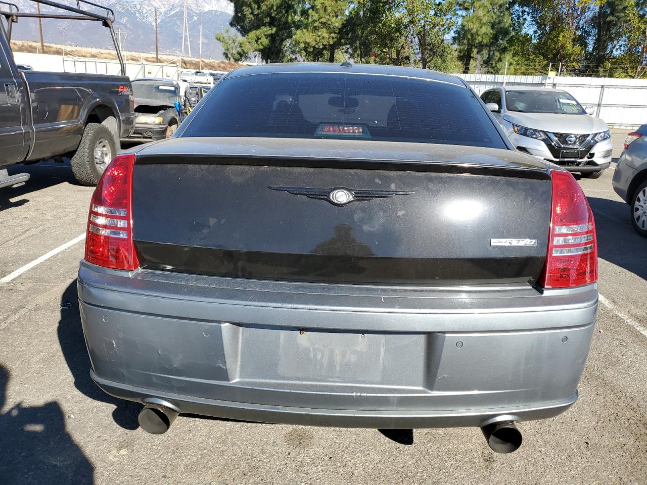 2006 Chrysler 300 - Image 6