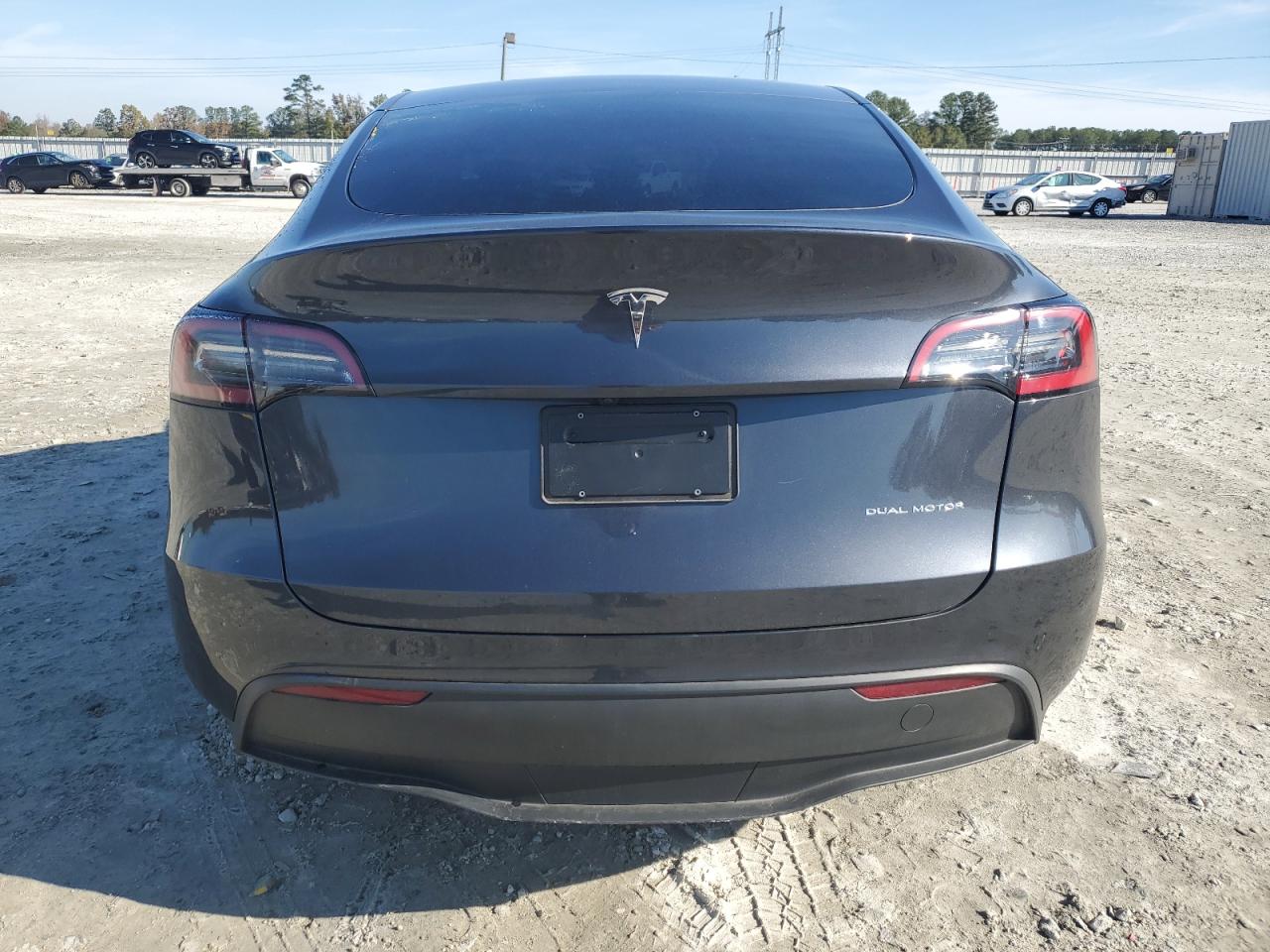 2024 Tesla Model Y VIN: 7SAYGDEE1RF994251 Lot: 80945624