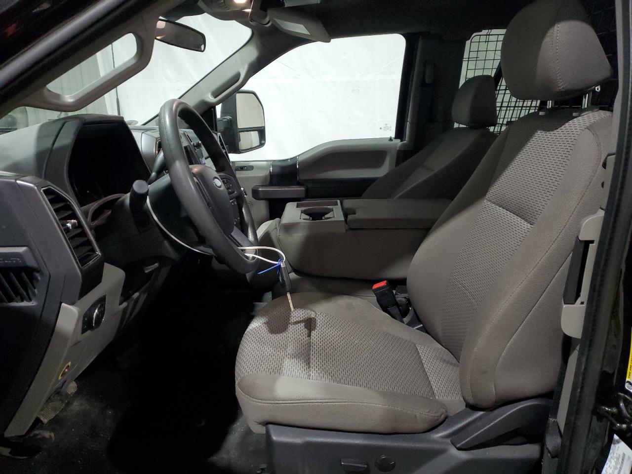 2022 Ford F250 - Image 7