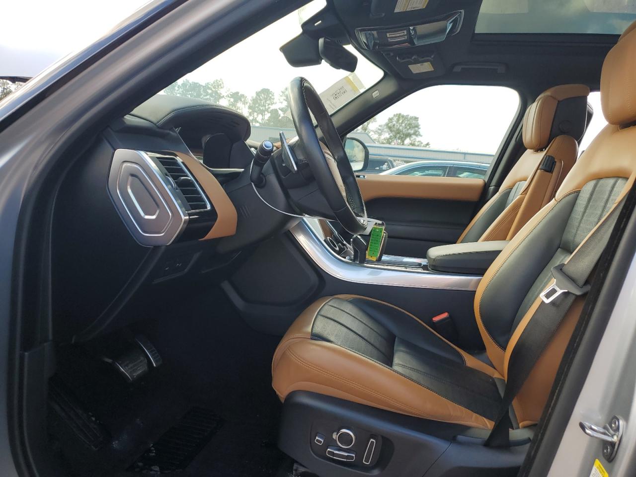 2019 Land Rover Range Rover - Image 7