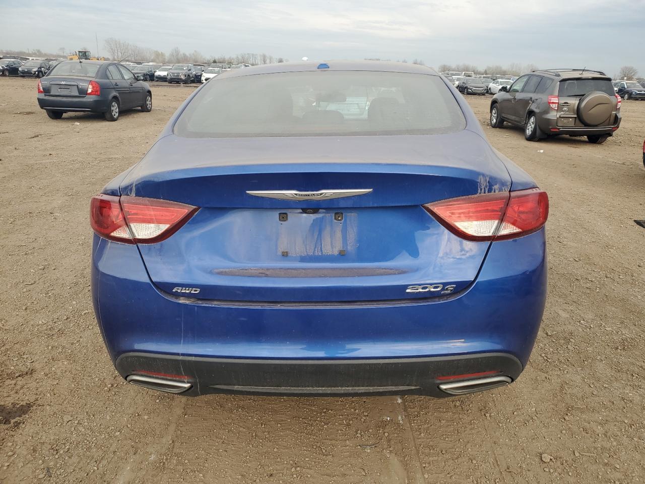 2016 Chrysler 200 - Image 6