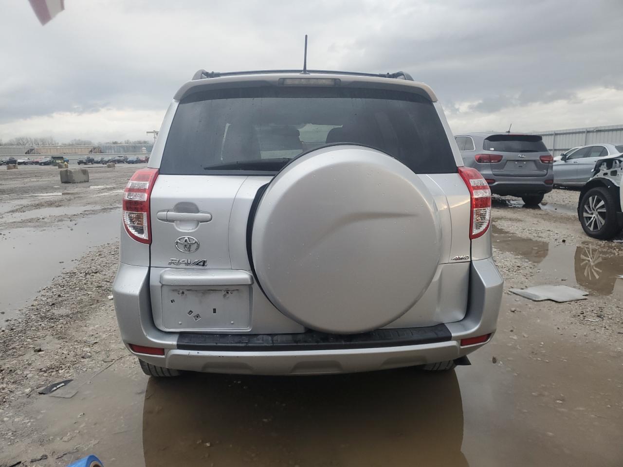2012 Toyota RAV 4 - Image 6