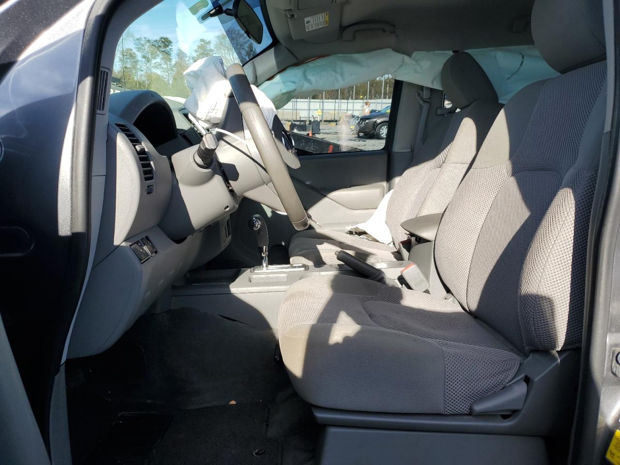 2019 Nissan Navara (Frontier) - Image 7