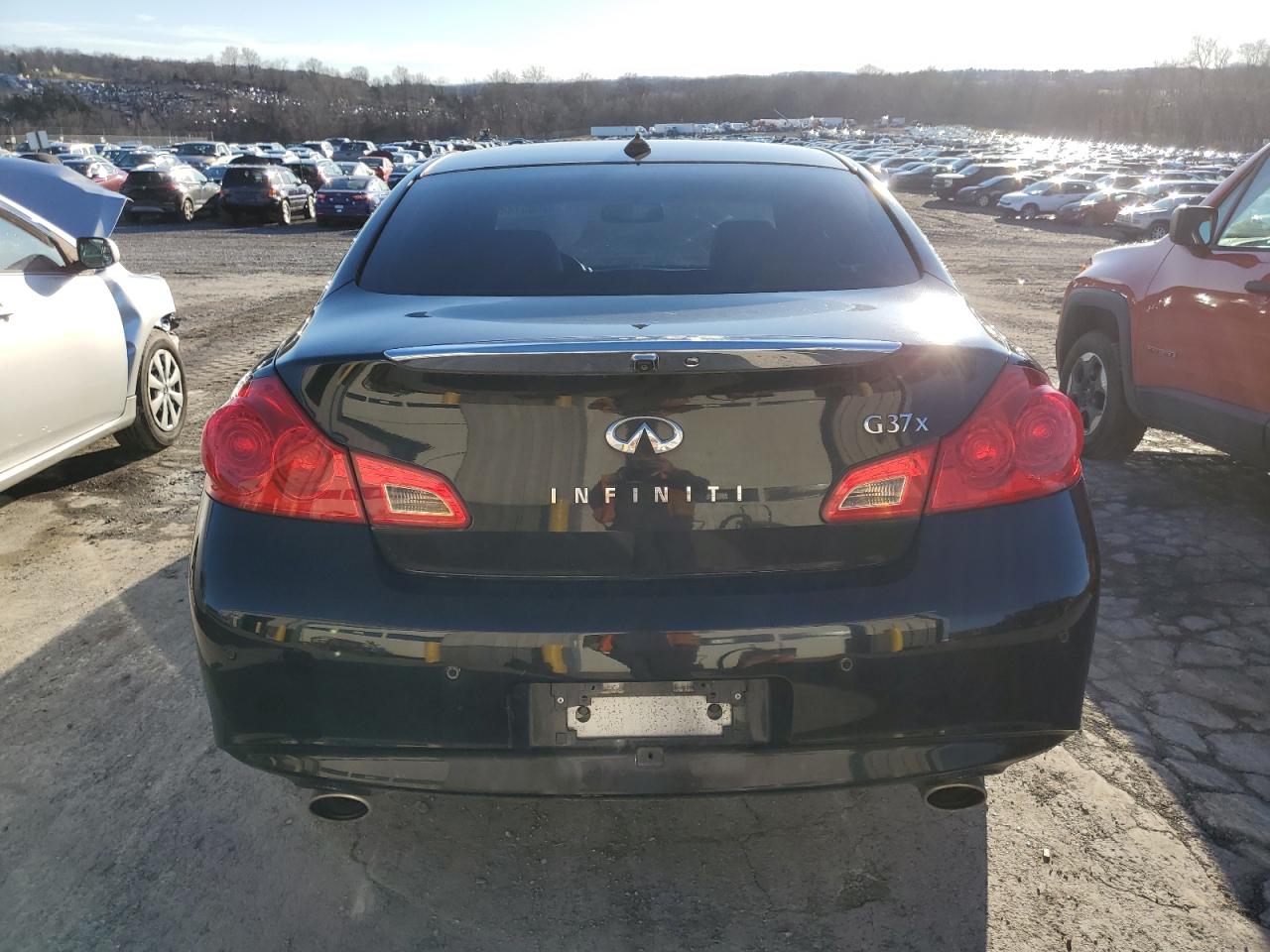 2013 Infiniti G - Image 6