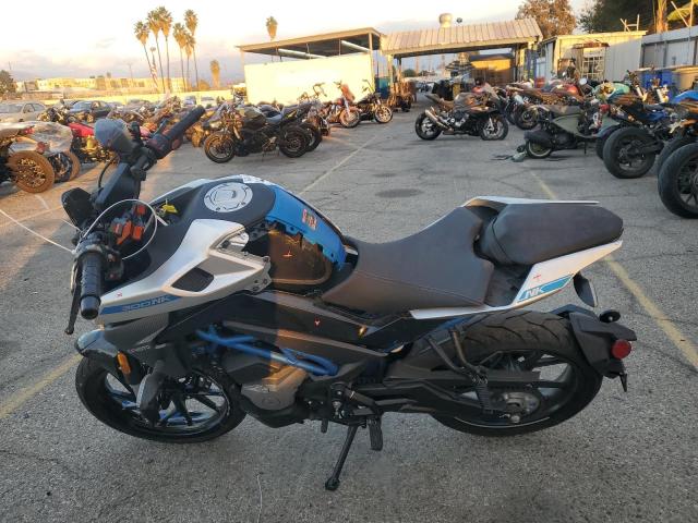 2023 CF MOTO 300NK 
