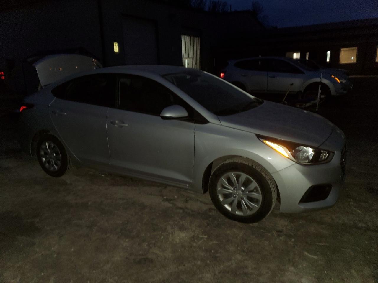 2022 Hyundai Accent - Image 4
