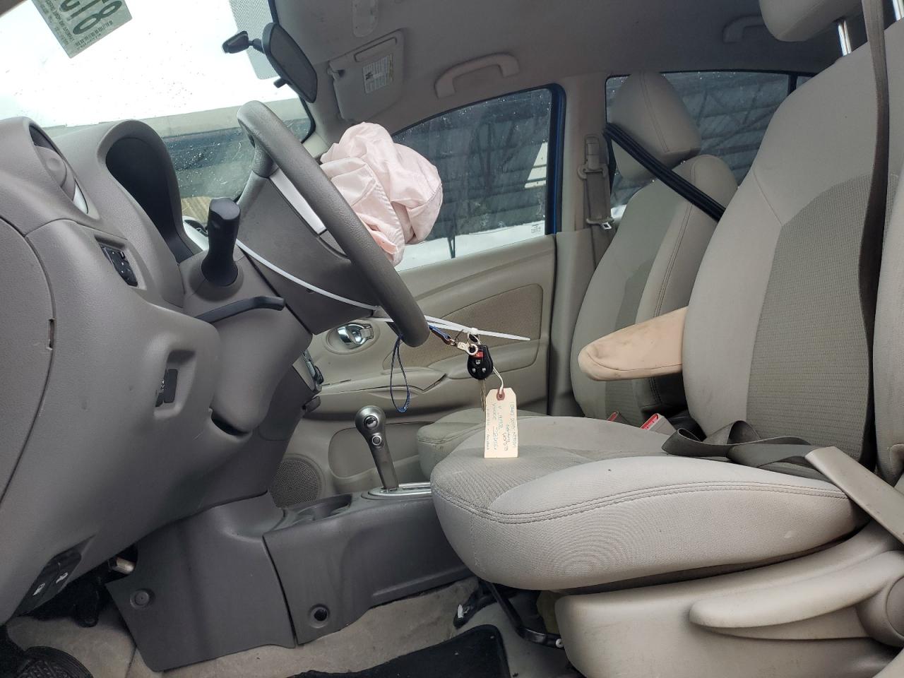 2015 Nissan Versa - Image 7