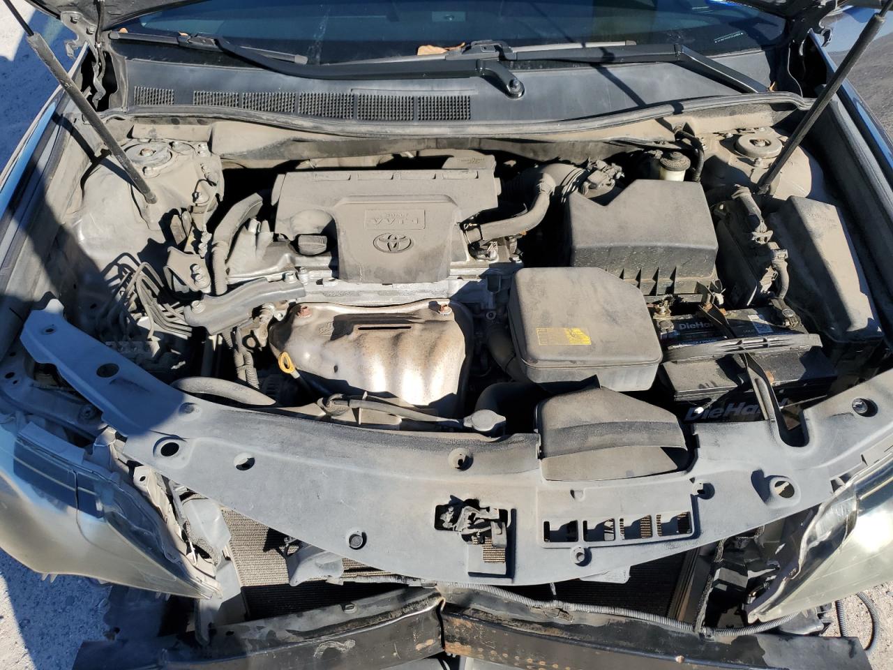 2012 Toyota Camry - Image 12