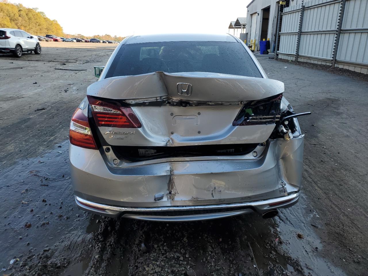 VIN 1HGCR2F36GA175083 2016 HONDA ACCORD no.6