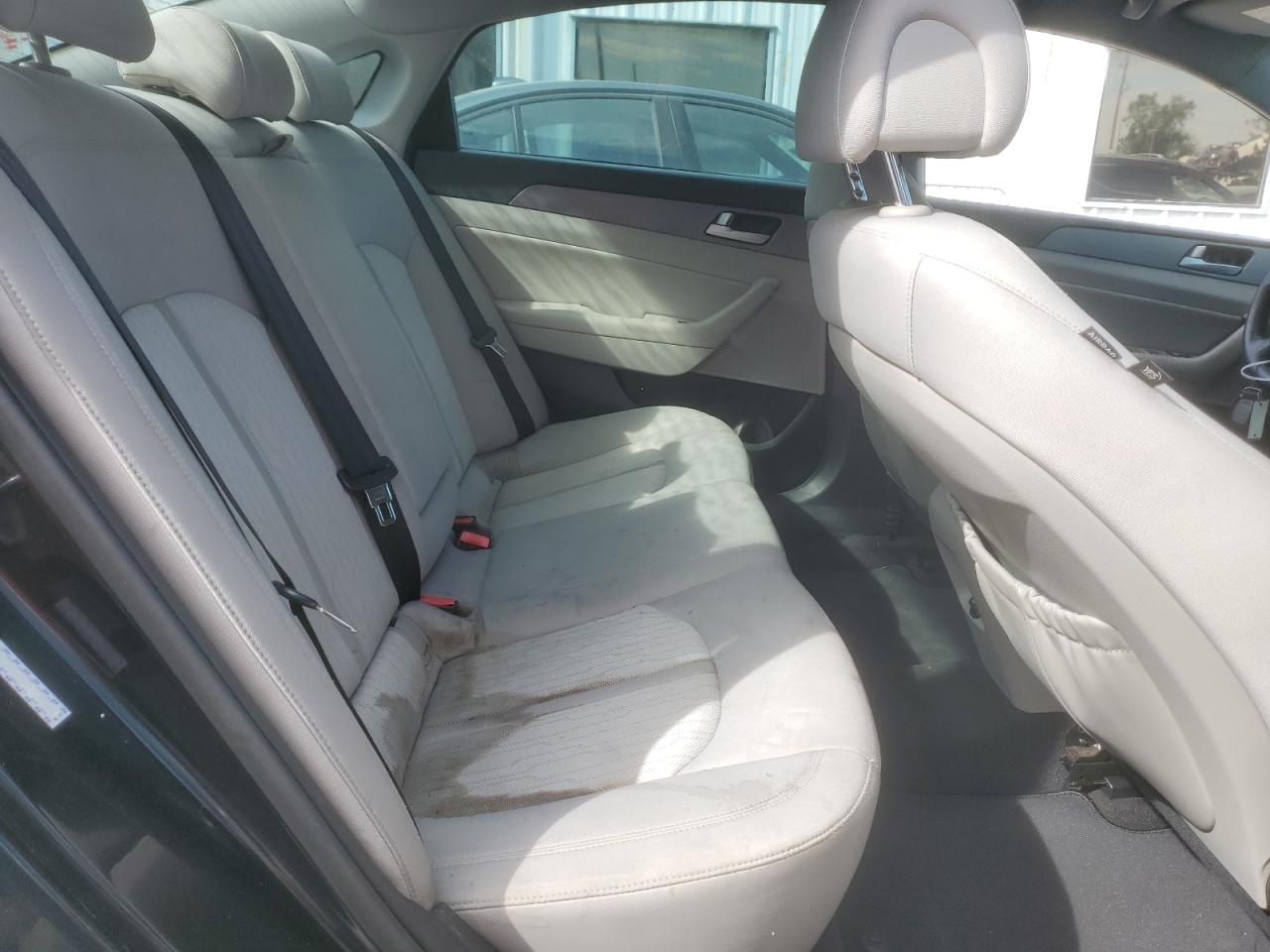 2016 Hyundai Sonata - Image 10