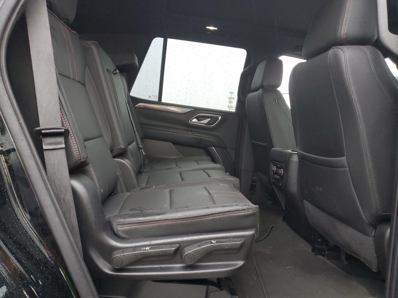 2022 Chevrolet Tahoe - Image 11
