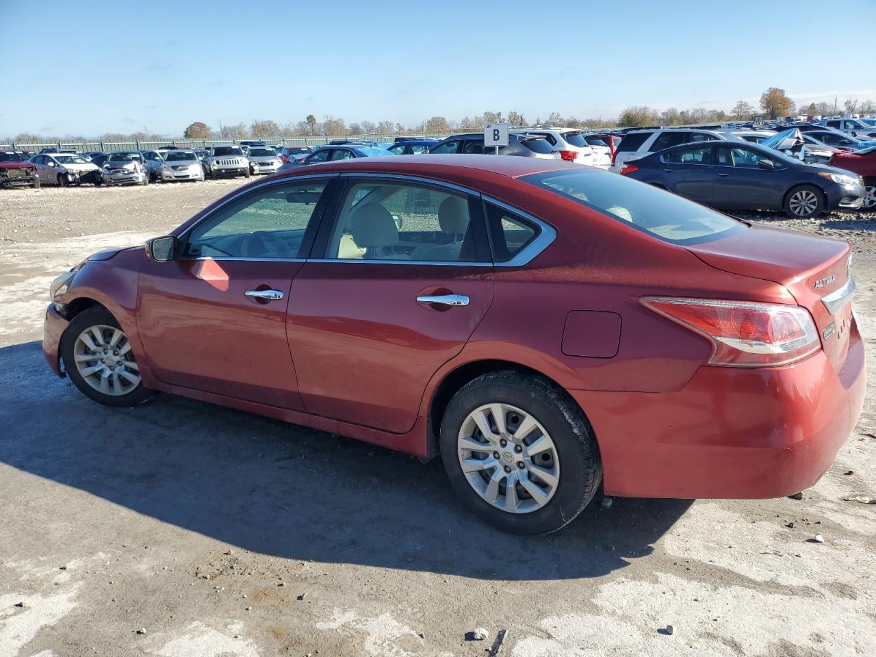2013 Nissan Altima - Image 2