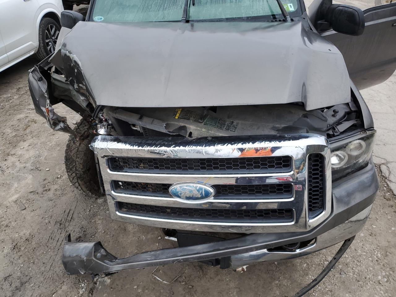2006 Ford F250 - Image 11