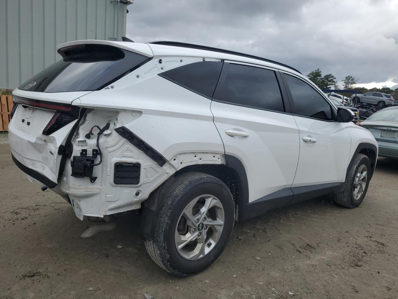 2022 Hyundai Tucson - Image 3