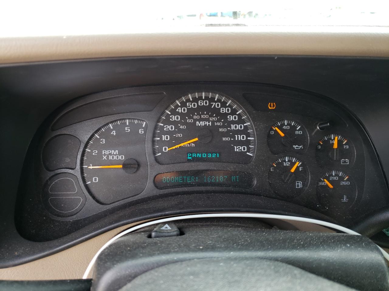 2004 GMC Yukon - Image 9