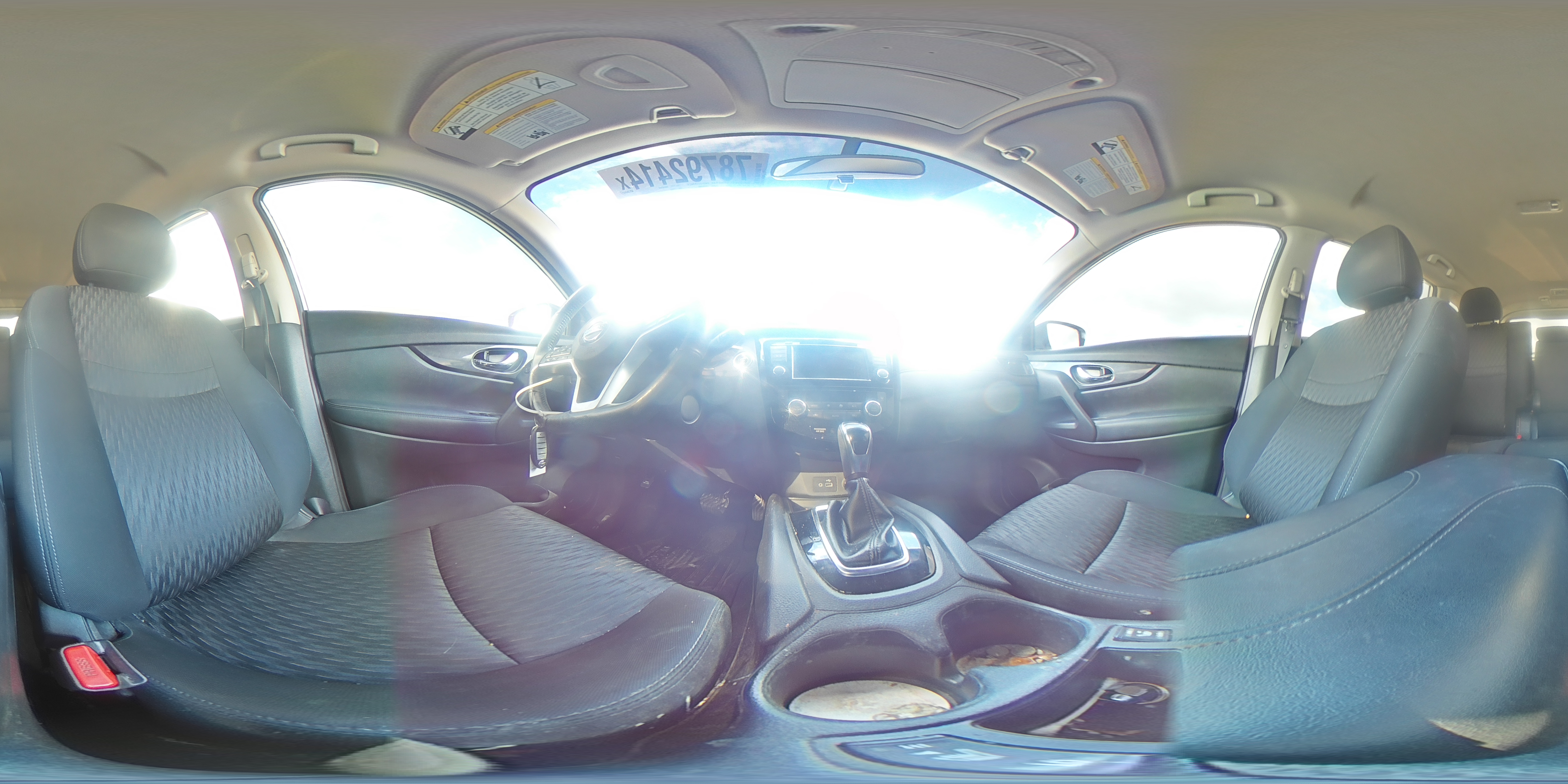 2018 Nissan Rogue - Image 13