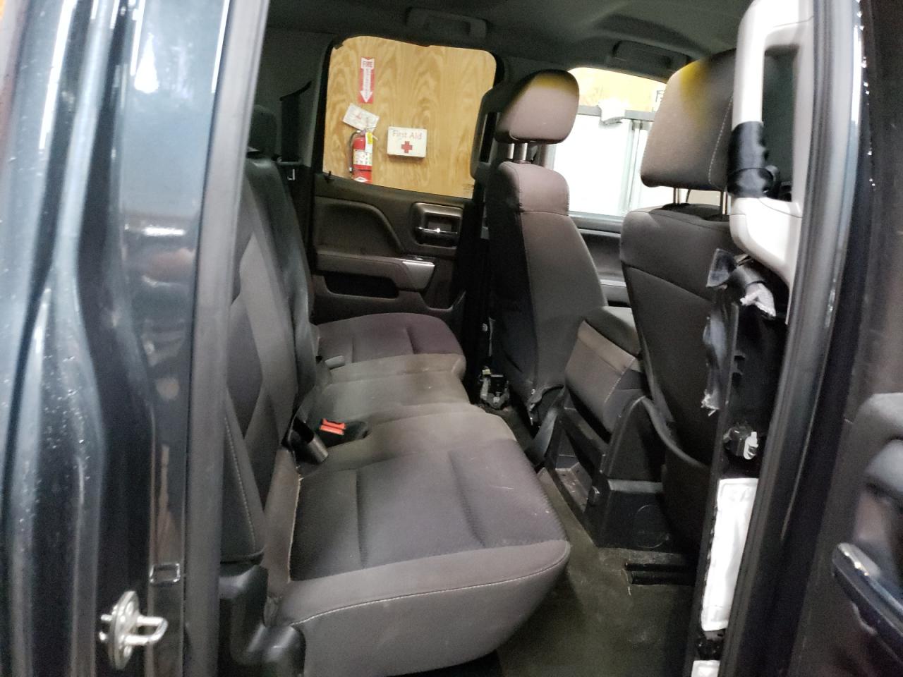 2018 Chevrolet Silverado - Image 10