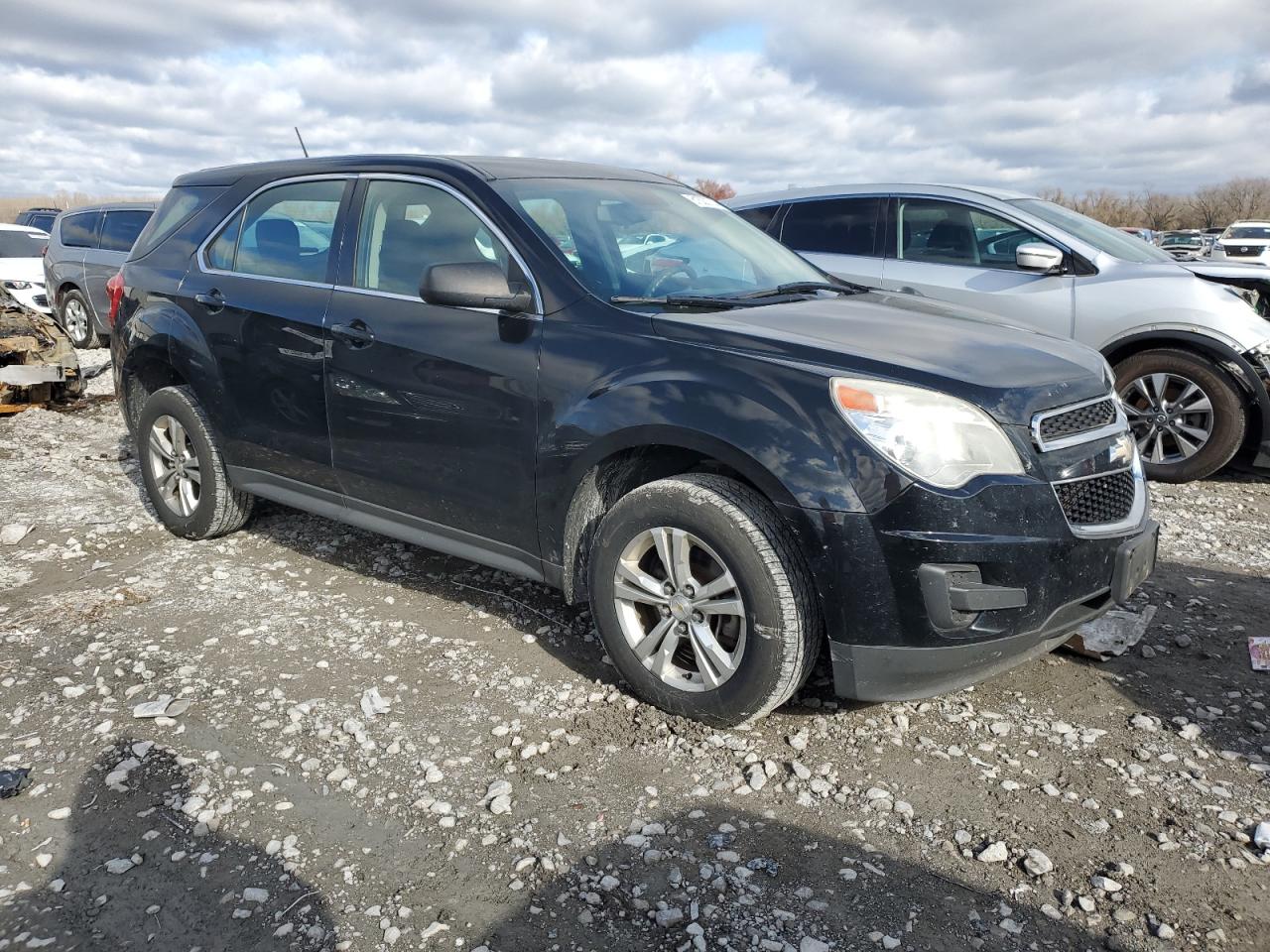 VIN 2GNFLCEK4D6256224 2013 CHEVROLET EQUINOX no.4