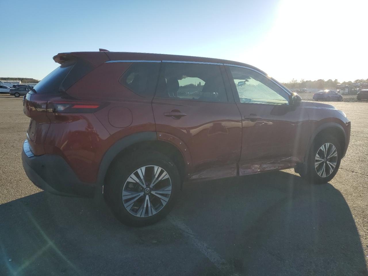 2021 Nissan Rogue - Image 3