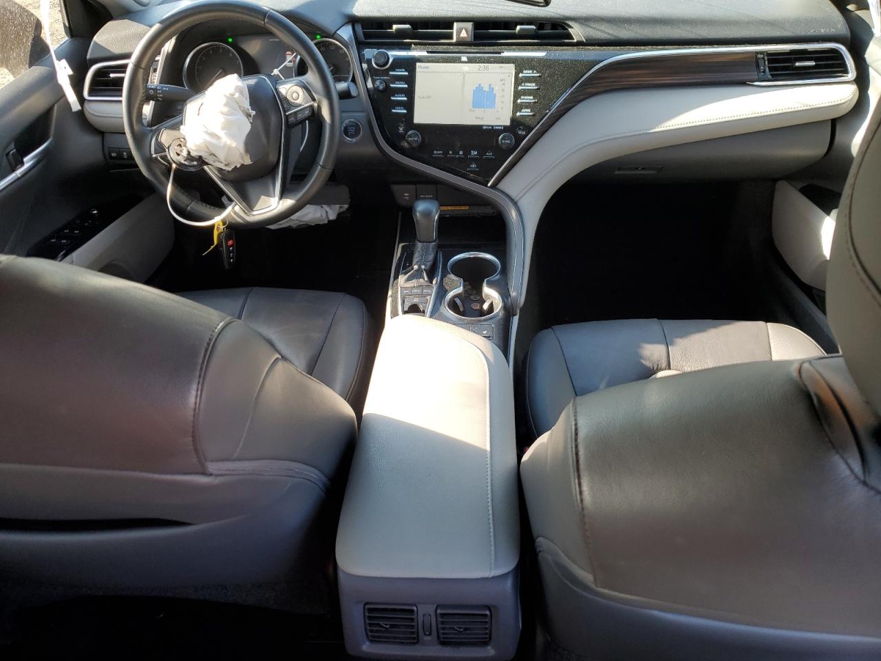 2018 Toyota Camry - Image 8