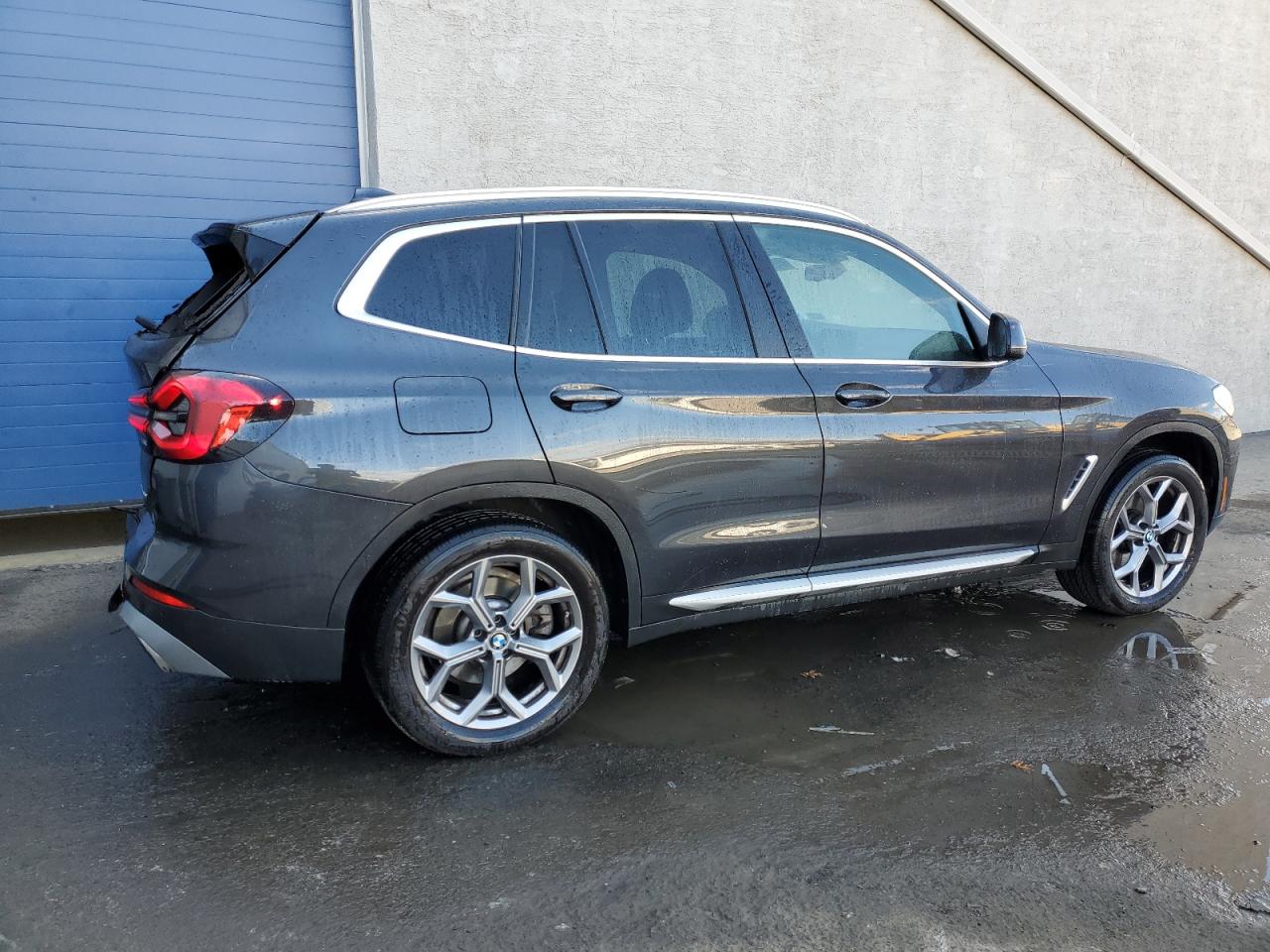 2024 BMW X3 - Image 3