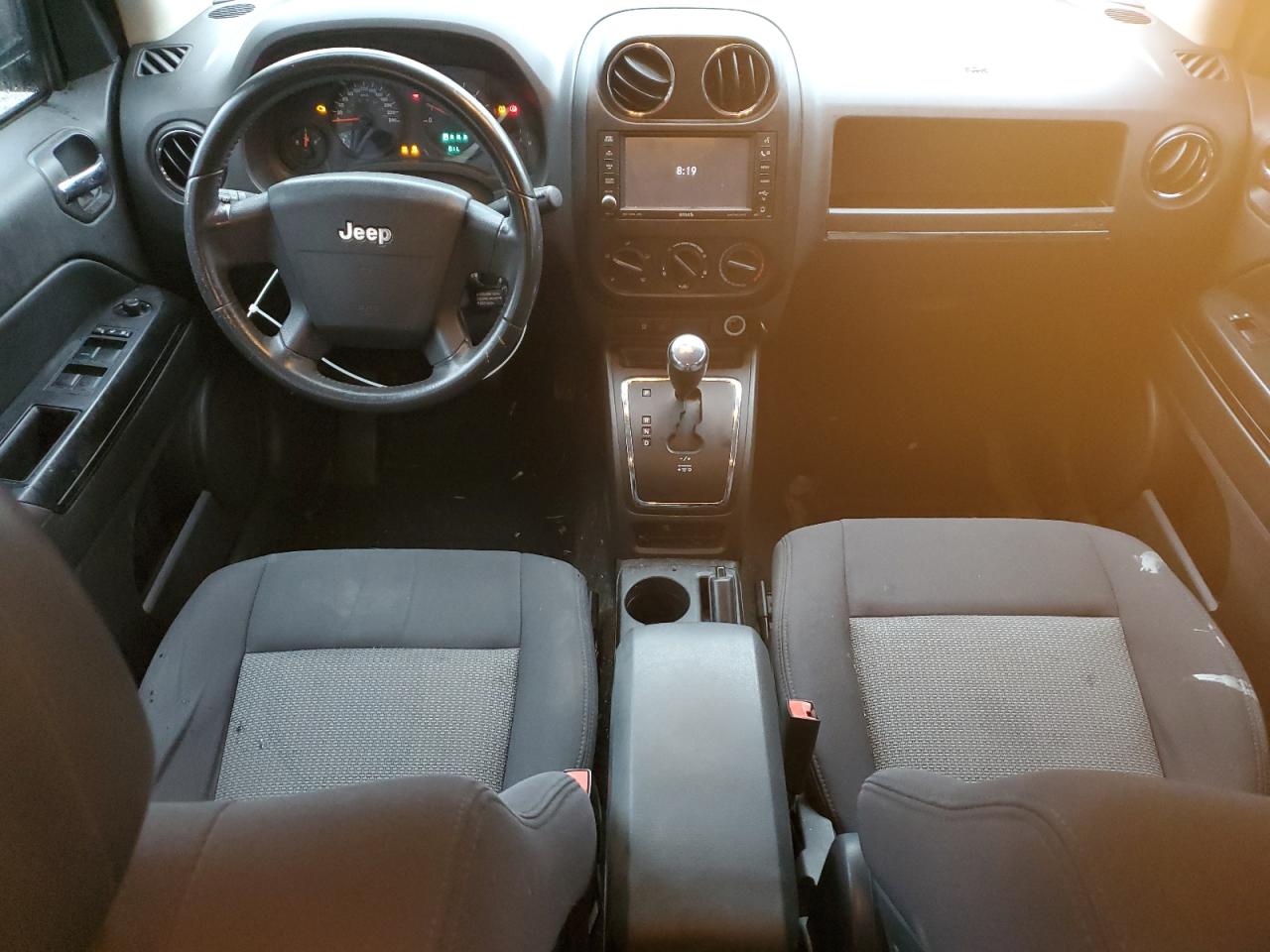 2009 Jeep Compass - Image 8