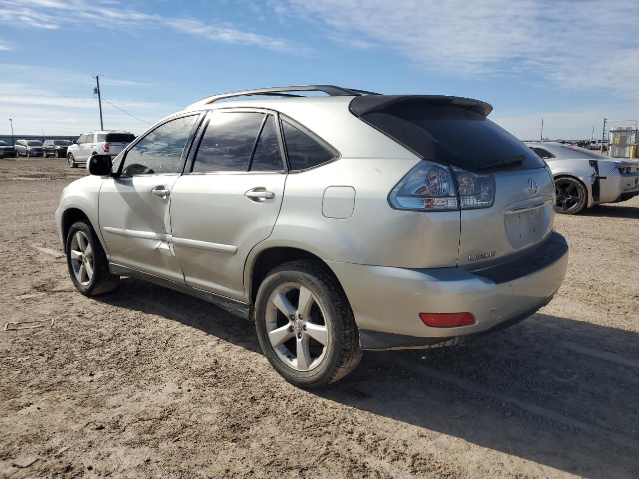 2004 Lexus RX - Image 2