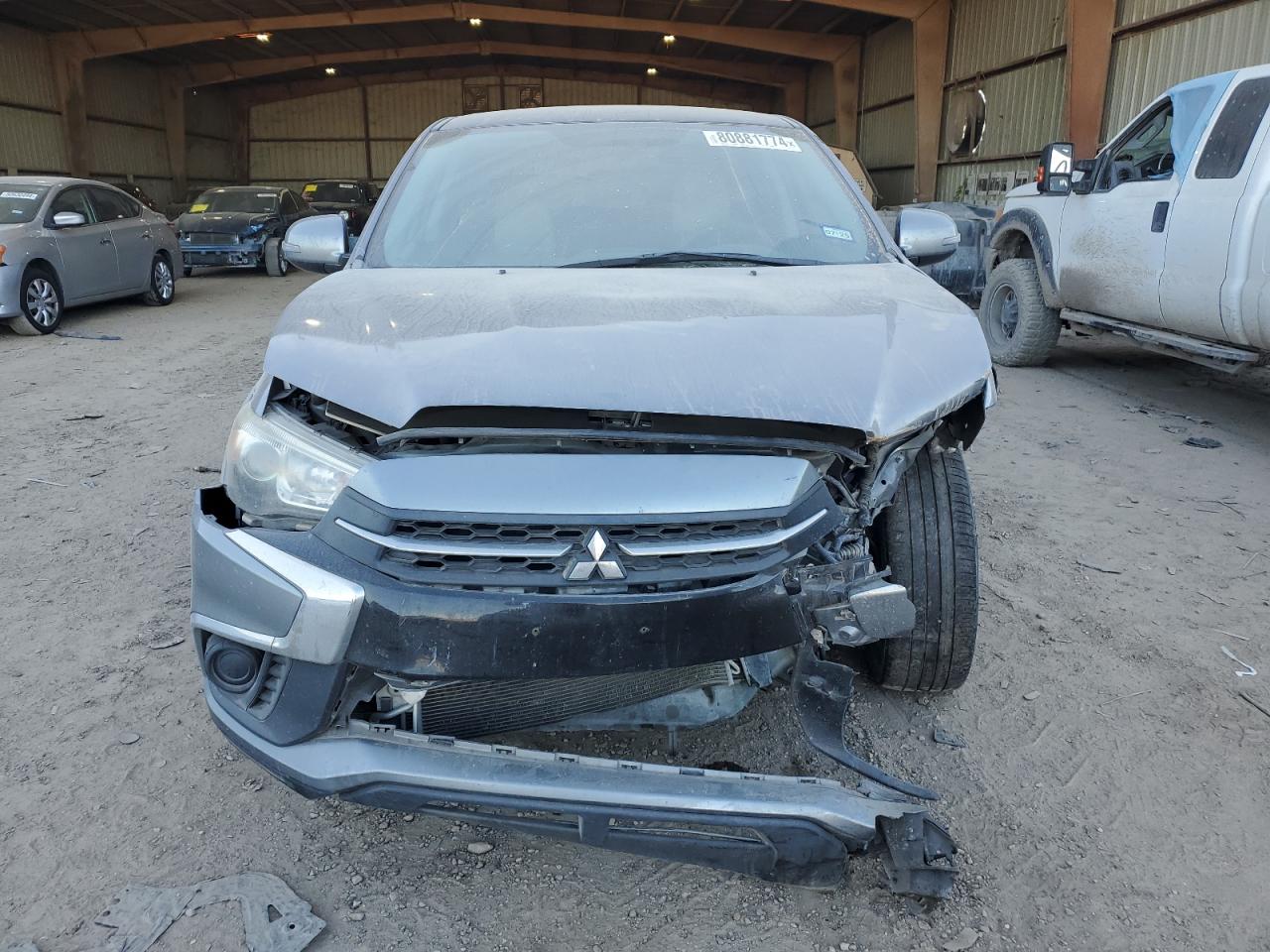 2019 Mitsubishi Outlander - Image 5
