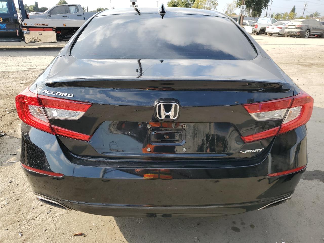 2022 Honda Accord Sport VIN: 1HGCV1F36NA032055 Lot: 80976994