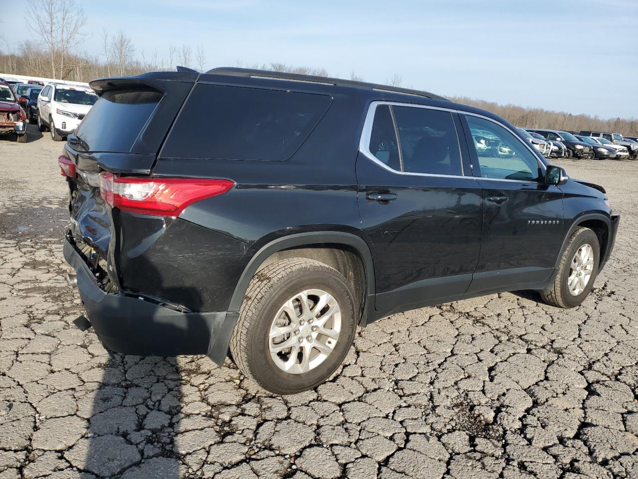 2021 Chevrolet Traverse - Image 3