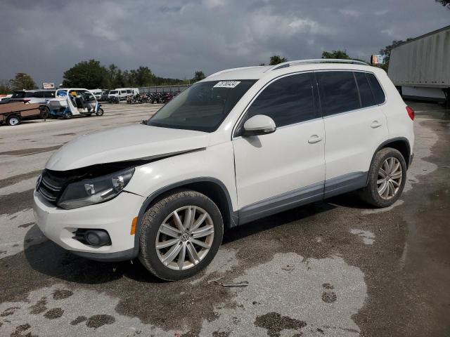 2014 Volkswagen Tiguan S na sprzedaż w Orlando, FL - Front End