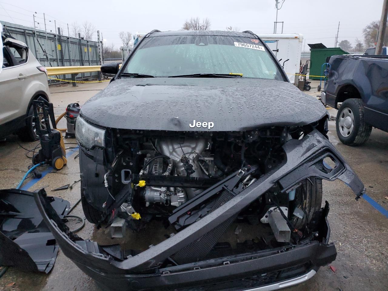2022 Jeep Compass - Image 5