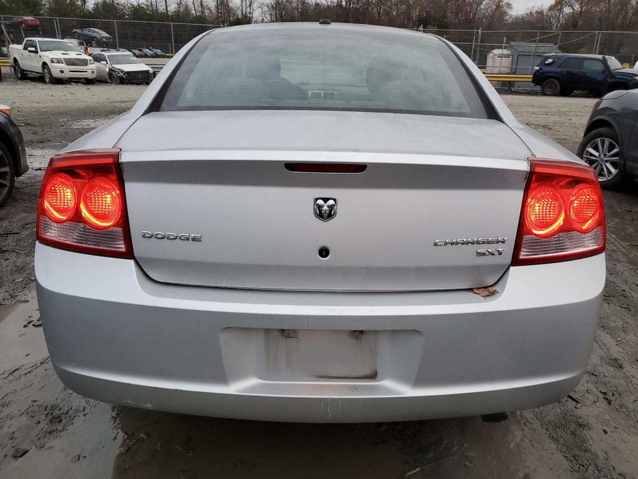 2009 Dodge Charger - Image 6