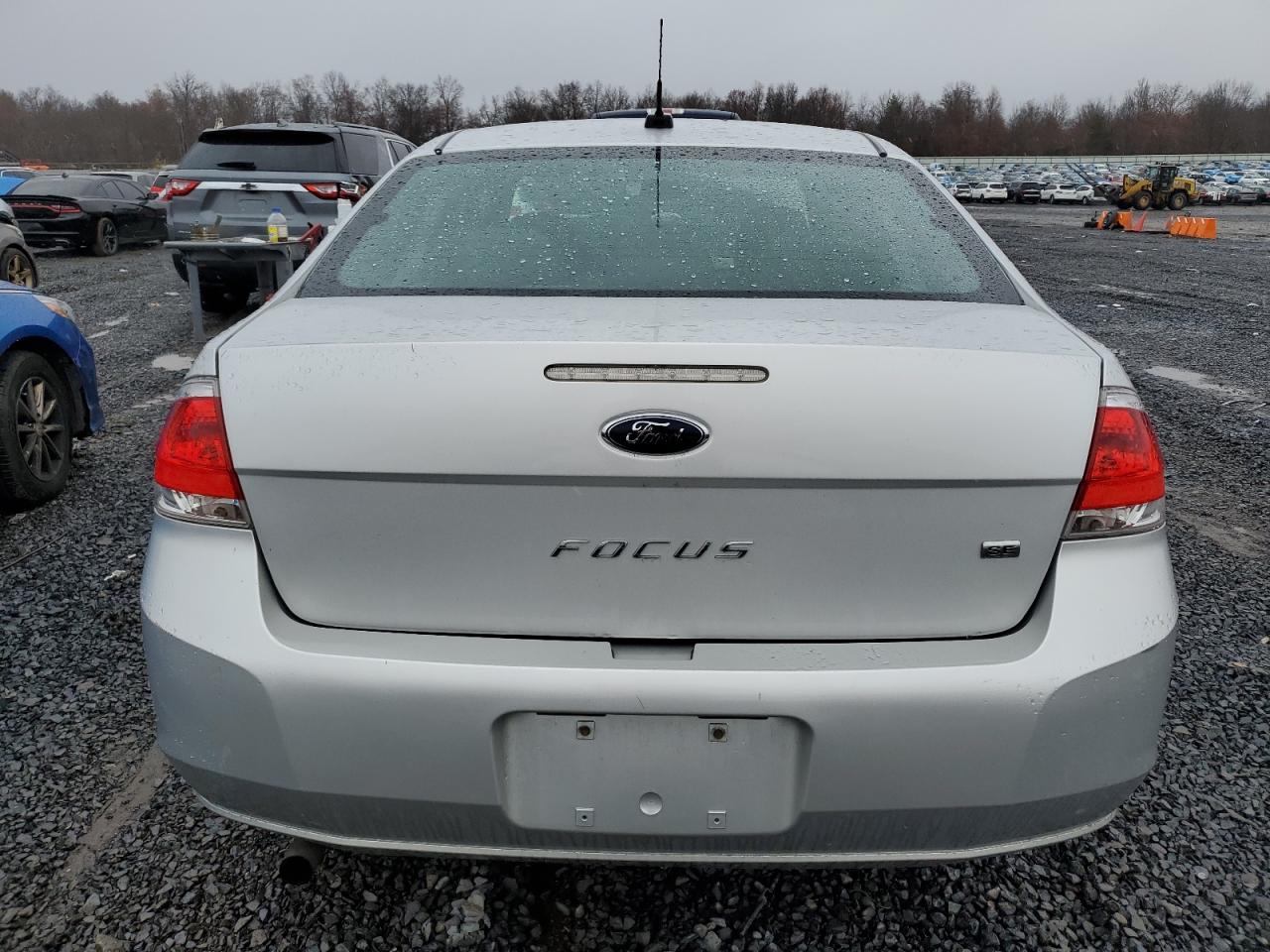 2011 Ford Focus Se VIN: 1FAHP3FN5BW125665 Lot: 81641404