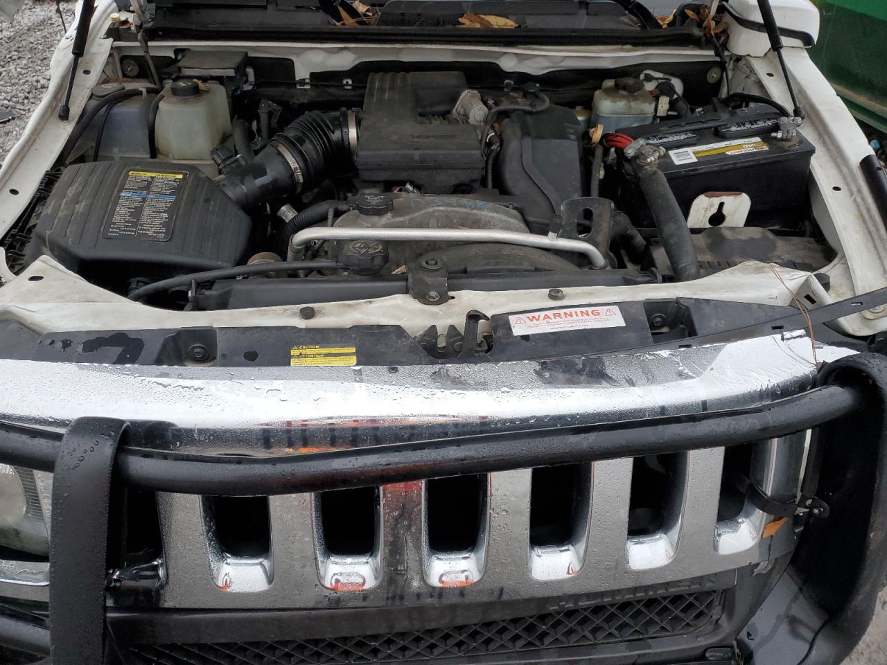 2009 Hummer H3 - Image 12