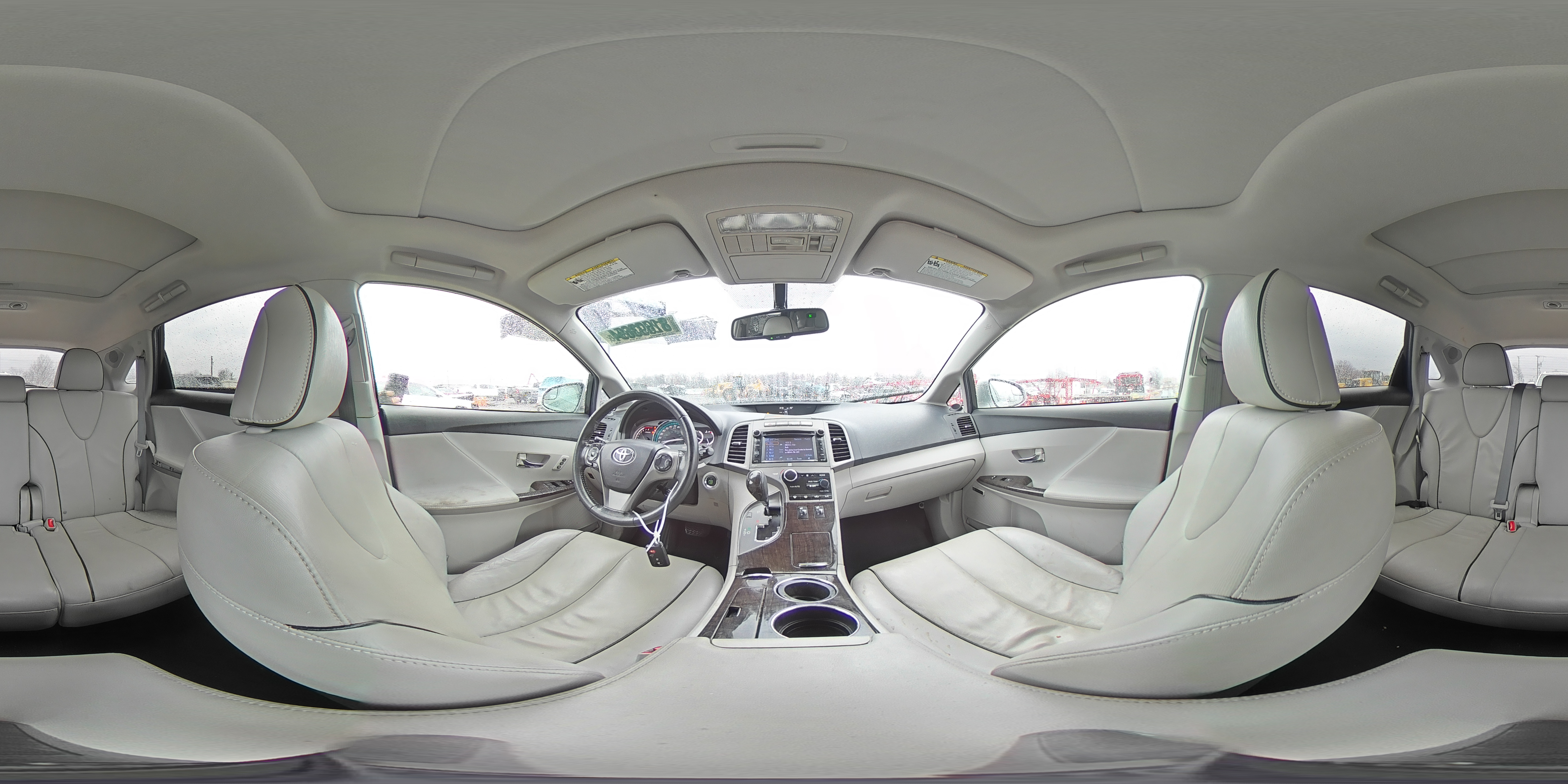 2013 Toyota Venza - Image 14