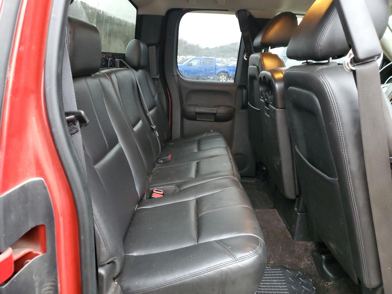 2010 Chevrolet Silverado - Image 10