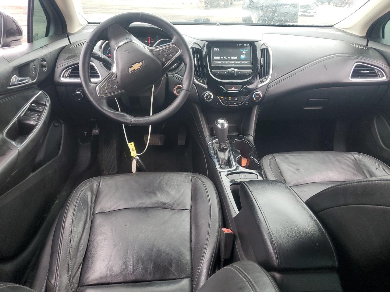 2017 Chevrolet Cruze - Image 8