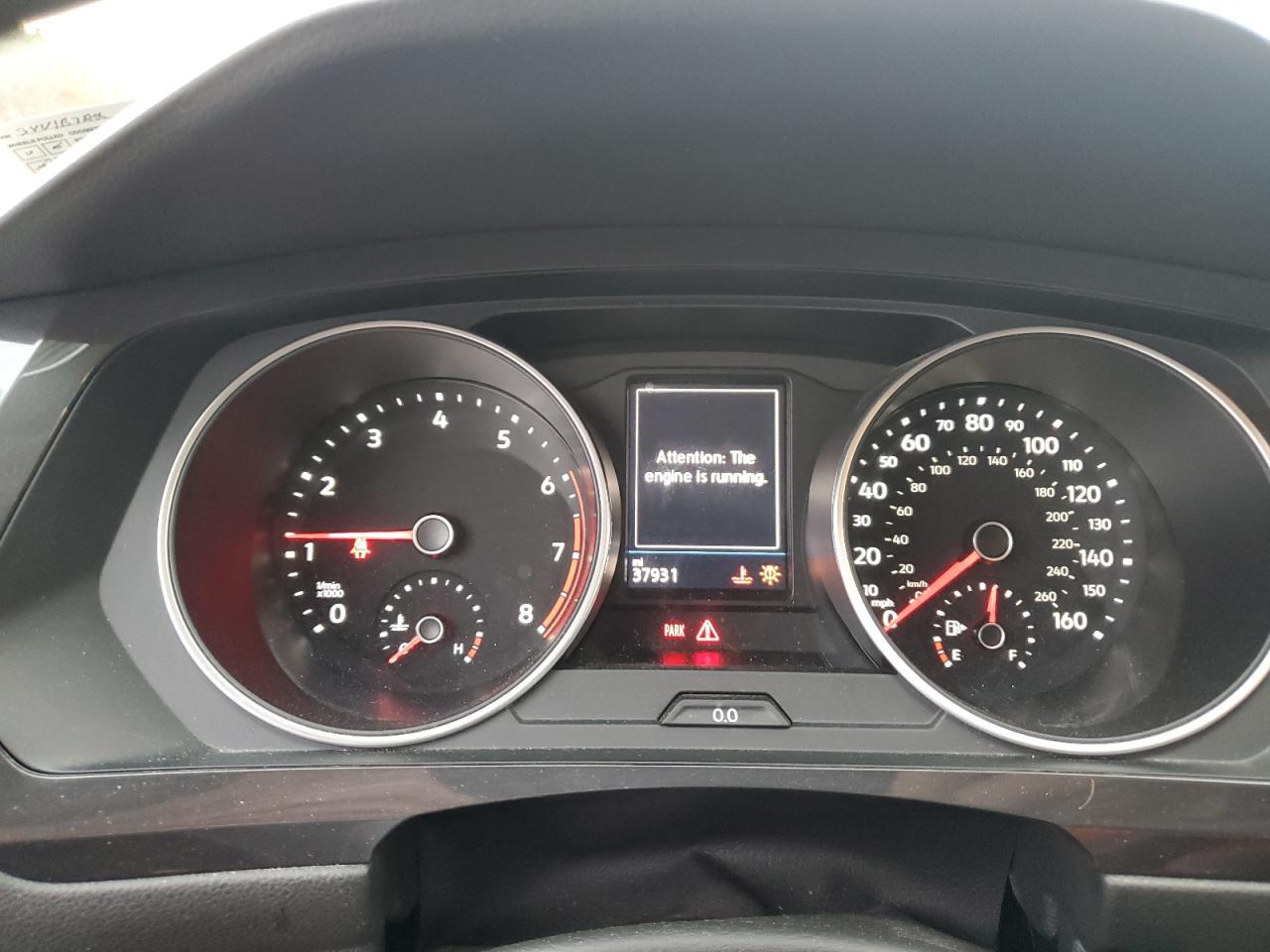 2020 Volkswagen Tiguan - Image 9