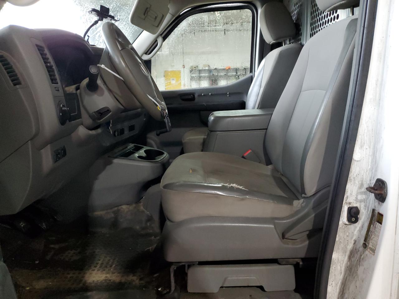 2012 Nissan NV - Image 7