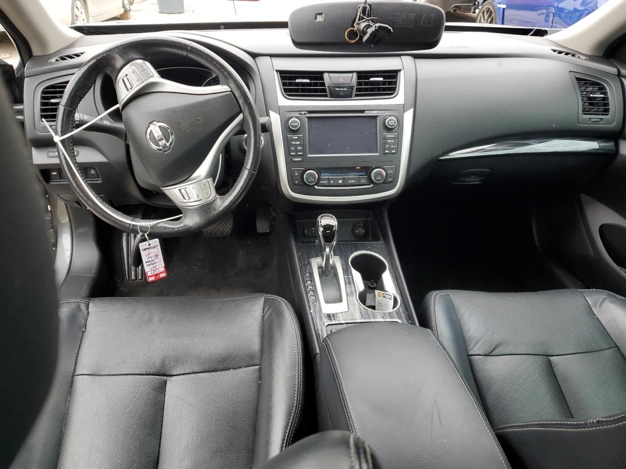 2017 Nissan Altima - Image 8